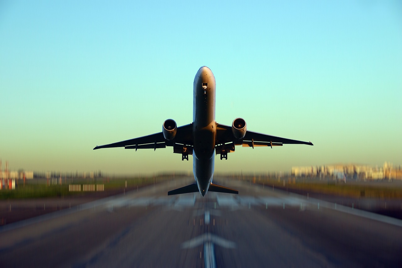 深圳航空股票代碼及航空領(lǐng)域的投資機遇與挑戰(zhàn)探索